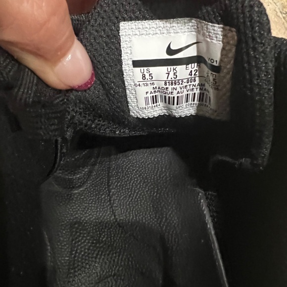 Nike Kobe Bryant Mentality 2 - Picture 2 of 2